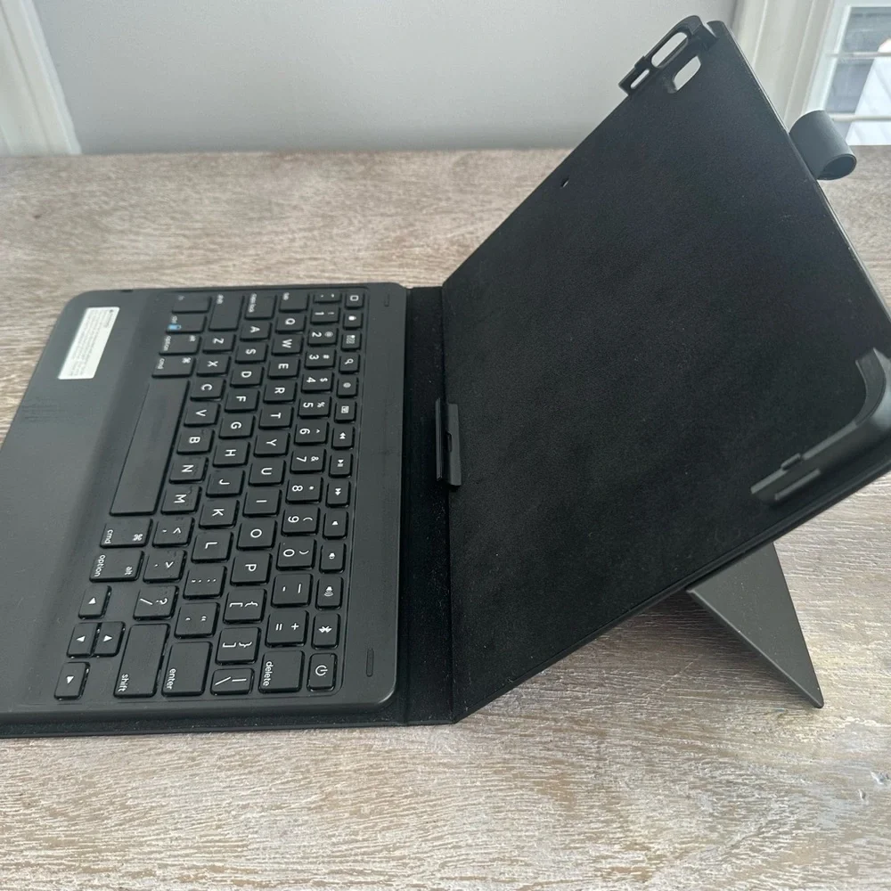Sleek Black Tablet Keyboard Case